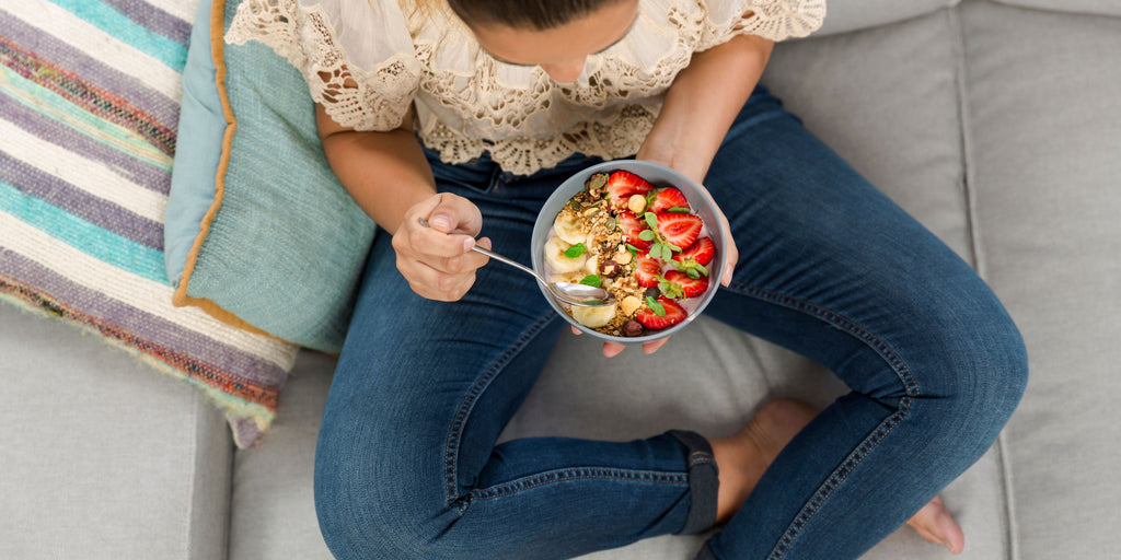 Mindful Eating: Transformando nuestra forma de relacionarnos con la comida y nosotros mismos